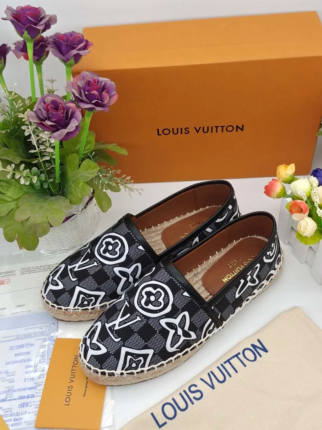 👟👟Ex-factory price 380👟👟 Lvui...Vuitt* on/】...Top purchasing agent, the highest version. Counter 19ss autumn and winter new straw woven women's, men's, mixed material gold thread letter fisherman shoes series, popular single shoes, beautiful on the feet. Purchase the authentic original build 6⃣Female model: sizes 34-41.